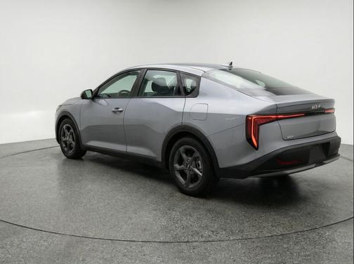 Steel Gray 2025 Kia K4 LXS