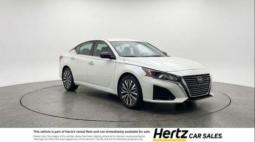 Glacier White 2025 Nissan Altima SV FWD