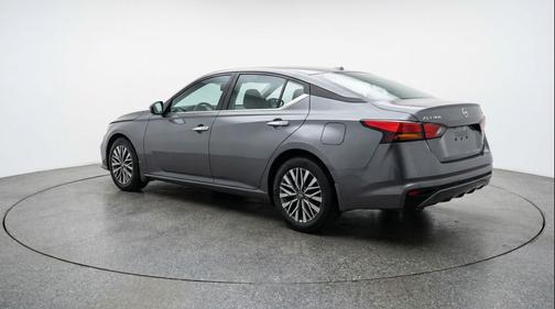 Gun Metallic 2025 Nissan Altima SV FWD