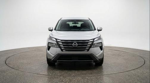 Brilliant Silver Metallic 2025 Nissan Rogue SV