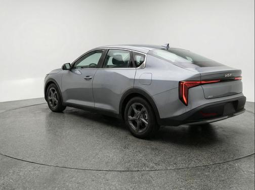 Steel Gray 2025 Kia K4 LXS