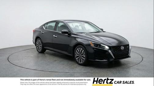 Super Black 2025 Nissan Altima SV FWD