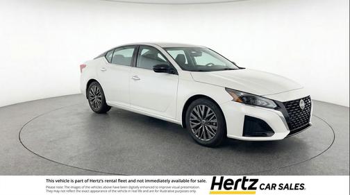 Glacier White 2025 Nissan Altima SV FWD