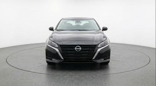 Super Black 2025 Nissan Altima SV FWD
