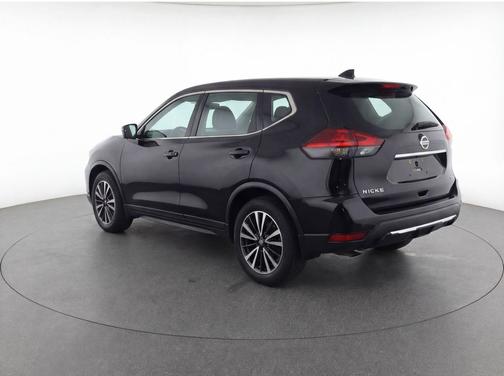 Super Black 2024 Nissan Kicks SV