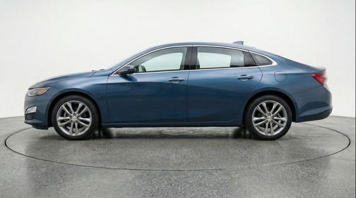Lakeshore Blue Metallic 2024 Chevrolet Malibu FWD 2LT