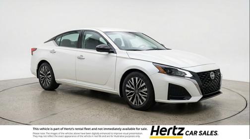 Glacier White 2025 Nissan Altima SV FWD