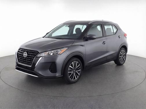 Gun Metallic 2024 Nissan Kicks SV