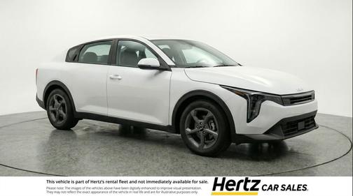 Snow White Pearl 2025 Kia K4 LXS