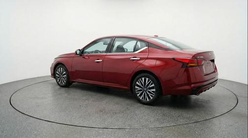 Scarlet Ember Tintcoat 2025 Nissan Altima SV FWD
