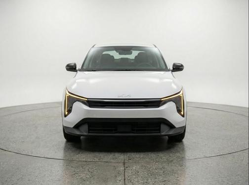 Snow White Pearl 2025 Kia K4 LXS