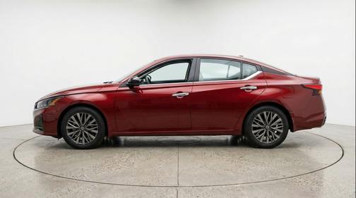 Garnet Pearl Metallic 2025 Nissan Altima SV FWD