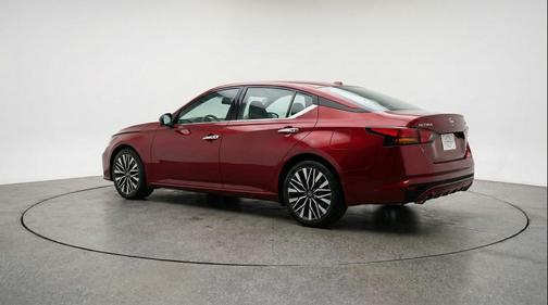 Scarlet Ember Tintcoat 2025 Nissan Altima SV FWD