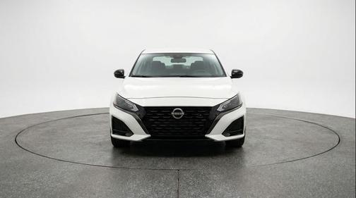 Gray Sky Pearl 2025 Nissan Altima SR FWD