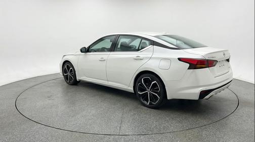 Gray Sky Pearl 2025 Nissan Altima SR FWD