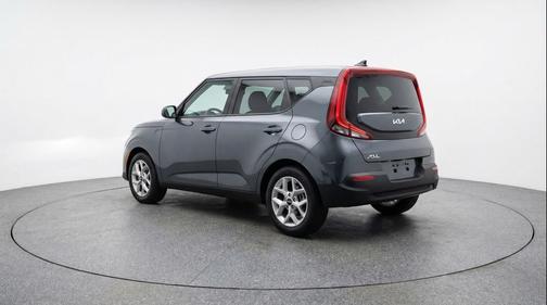 Gravity Gray 2025 Kia Soul LX