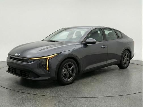 Interstellar Gray 2025 Kia K4 LXS