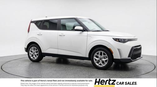 Snow White Pearl 2025 Kia Soul LX