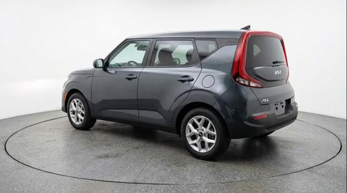 Gravity Gray 2025 Kia Soul LX