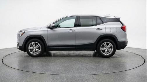 Sterling Gray Metallic 2024 GMC Terrain SLE