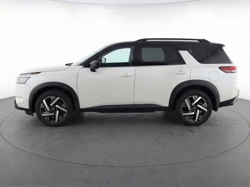 Fresh Powder 2025 Nissan Kicks SV