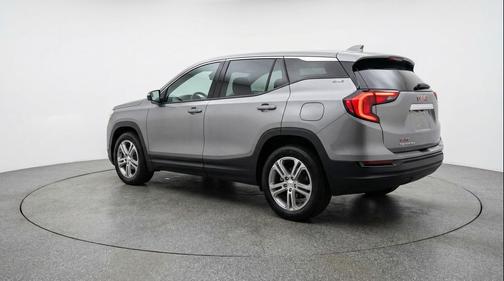 Sterling Gray Metallic 2024 GMC Terrain SLE