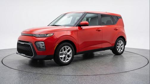 Mars Orange 2025 Kia Soul LX