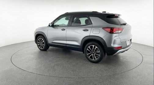 Sterling Gray Metallic 2025 Chevrolet Trailblazer LT