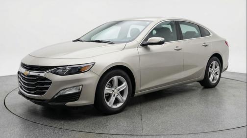Mineral Gray Metallic 2024 Chevrolet Malibu FWD 1LT