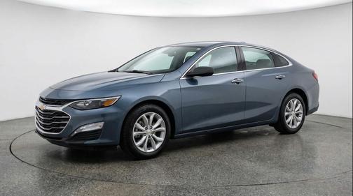 Lakeshore Blue Metallic 2024 Chevrolet Malibu FWD 1LT