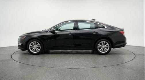 Mosaic Black Metallic 2024 Chevrolet Malibu FWD 1LT