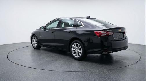 Mosaic Black Metallic 2024 Chevrolet Malibu FWD 1LT
