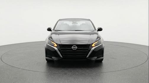 Super Black 2025 Nissan Altima SV FWD