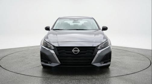 Gun Metallic 2025 Nissan Altima SV FWD