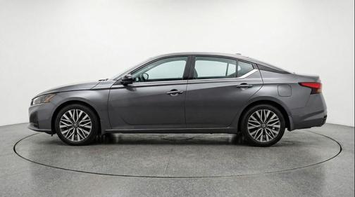 Gun Metallic 2025 Nissan Altima SV FWD