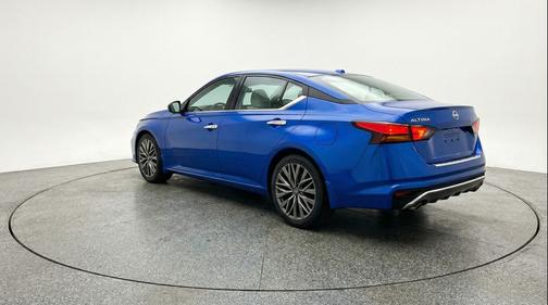 Bluestone Pearl 2025 Nissan Altima SV FWD