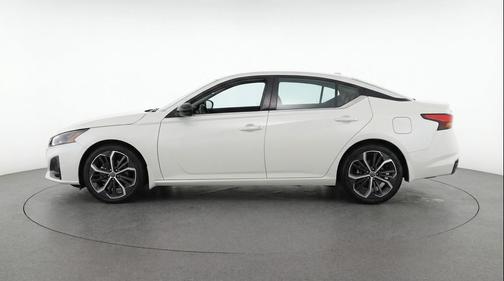 Gray Sky Pearl 2025 Nissan Altima SR FWD