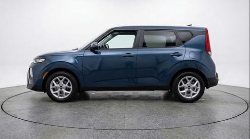 Gravity Gray 2025 Kia Soul LX