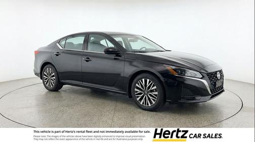 Super Black 2025 Nissan Altima SV FWD