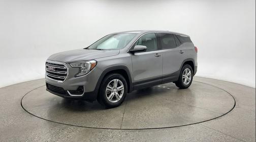Sterling Gray Metallic 2024 GMC Terrain SLE