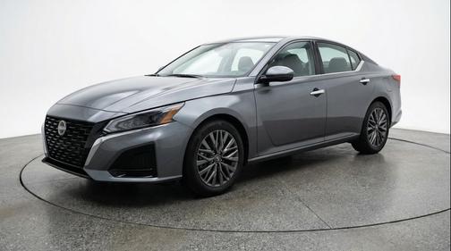 Gun Metallic 2025 Nissan Altima SV FWD