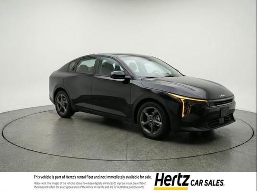 Aurora Black Pearl 2025 Kia K4 LXS