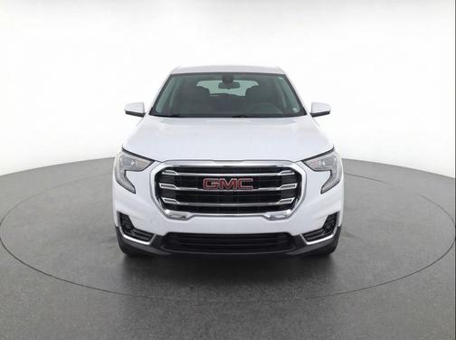 Summit White 2023 GMC Acadia FWD SLT