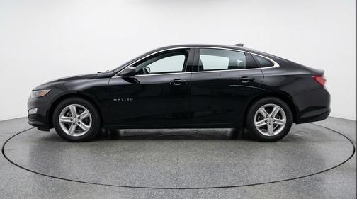 Mosaic Black Metallic 2024 Chevrolet Malibu FWD 1LT
