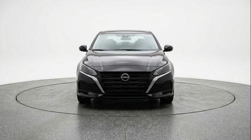 Super Black 2025 Nissan Altima SV FWD