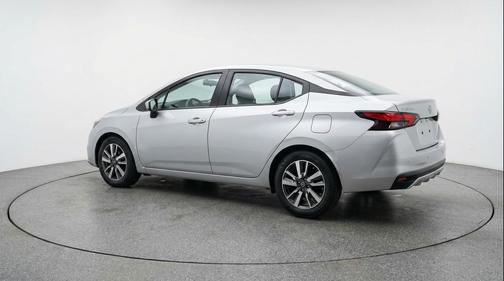 Brilliant Silver Metallic 2025 Nissan Versa 1.6 SV