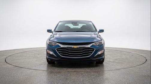 Lakeshore Blue Metallic 2024 Chevrolet Malibu FWD 1LT