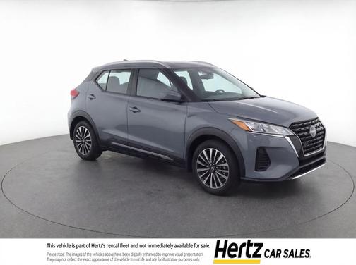 Boulder Gray Pearl 2024 Nissan Kicks SV