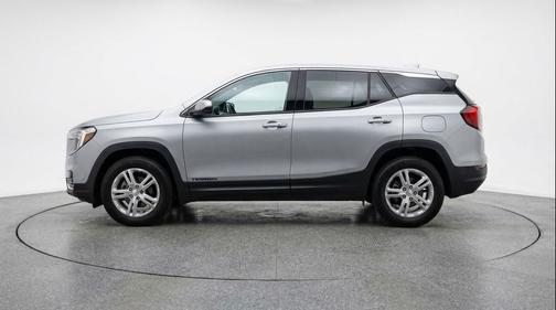 Sterling Gray Metallic 2024 GMC Terrain SLE