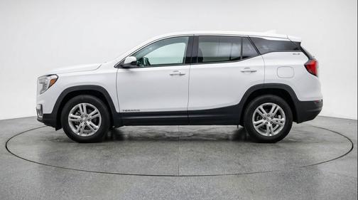 Summit White 2024 GMC Terrain SLE